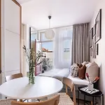 Turnkey I Main Bus Station Appartement *