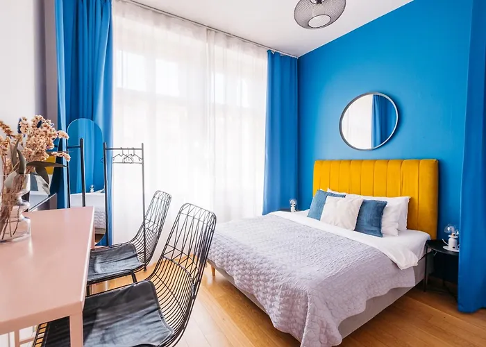 Turnkey I Main Bus Station Apartment *